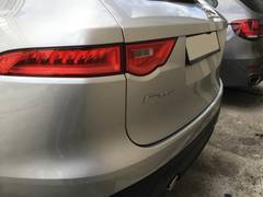Автомобиль Jaguar F‑PACE для аренды в Мессине