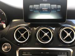 Автомобиль Mercedes-Benz GLA 200 для аренды в Италии
