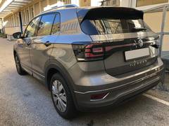 Автомобиль Volkswagen T-Cross R‑Line для аренды в Италии