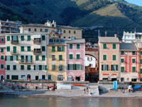 Прокат кроссовер SEAT в Генуя в Италии